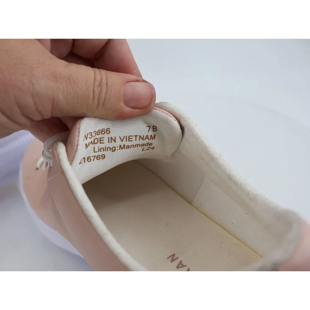 Cole Haan Women's Grand Crosscourt Sneaker Size 7 Nude Beige Lace Up Leather